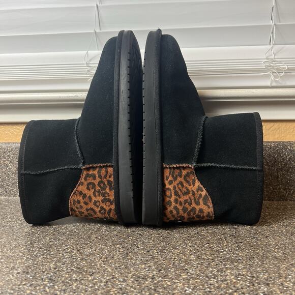 Koolaburra by UGG Women 6.5 Suede Boots Black/Cheetah Print Ankle Bootie Pull On - Picture 4 of 11